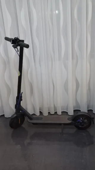 Patinete eléctrico Xiaomi Mi Electric Scoot