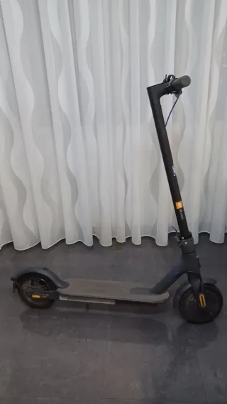 Patinete eléctrico Xiaomi Mi Electric Scoot