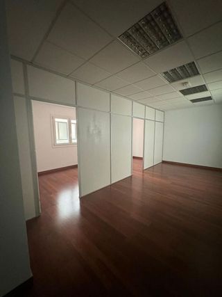 Oficina en alquiler en Centro Histórico - Plaza España en Cádiz