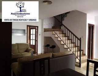 Casa adosada en venta en Palma del Río