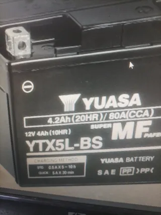Batería Yuasa YTX5L-BS 12V 4Ah