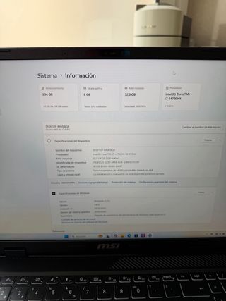 Portátil MSI Creator M16