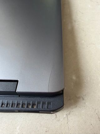 Portátil MSI Creator M16