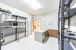 Local comercial en venta en Las Conejeras - Esparragal en Coslada