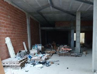 Local comercial en venta en Picassent