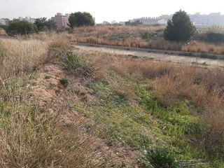 Terreno en venta en Picassent