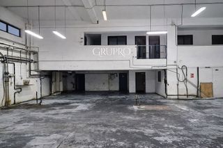 Nave industrial en venta en Lavadores en Vigo