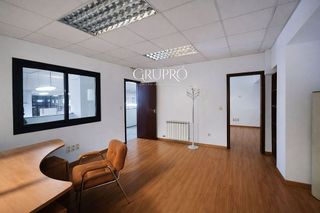 Nave industrial en venta en Lavadores en Vigo