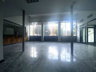 Local comercial en venta en Barañain