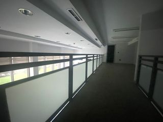 Local comercial en venta en Barañain