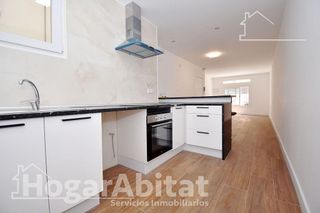 Piso en venta en Este en Castellón de la Plana