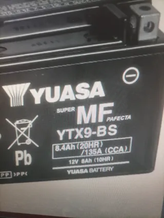 Batería Yuasa YTX9-BS