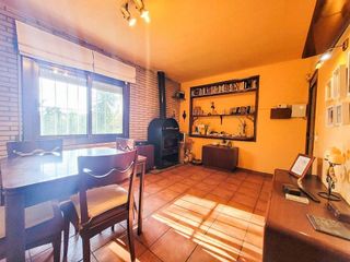 Chalet en venta en Sant Esteve Sesrovires