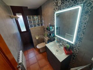 Chalet en venta en Sant Esteve Sesrovires