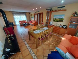 Chalet en venta en Sant Esteve Sesrovires
