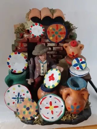 Diorama terracotta con meccanismo