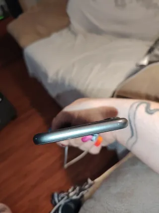 iPhone 11 - Salud de la batería al 77%