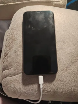 iPhone 11 - Salud de la batería al 77%