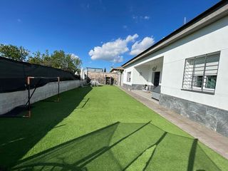 Chalet en venta en Montequinto en Dos Hermanas