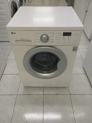 LAVADORA LG Direct Drive 7kg