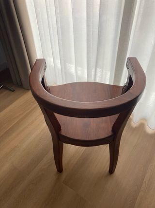 Butaca de madera maciza