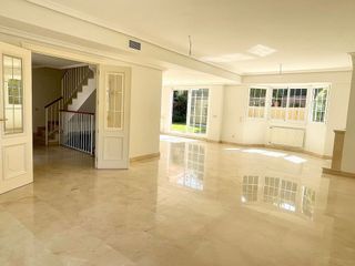 Casa pareada en alquiler en Piovera - Conde Orgaz en Madrid