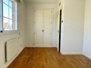 Casa pareada en alquiler en Piovera - Conde Orgaz en Madrid