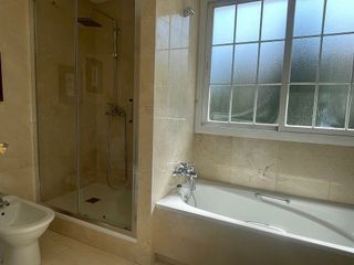 Casa pareada en alquiler en Piovera - Conde Orgaz en Madrid