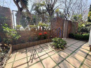 Casa adosada en venta en Montigalà -Sant Crist en Badalona