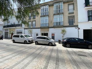 Local comercial en alquiler en Núcleo Urbano en Chiclana de la Frontera