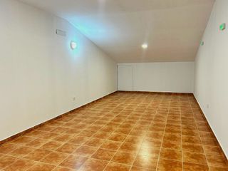 Local comercial en alquiler en Núcleo Urbano en Chiclana de la Frontera