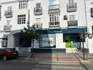Local comercial en alquiler en Núcleo Urbano en Chiclana de la Frontera