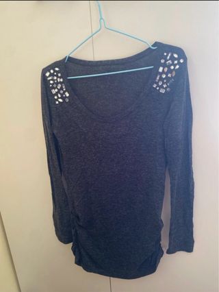 Maglietta grigia manica lunga con strass