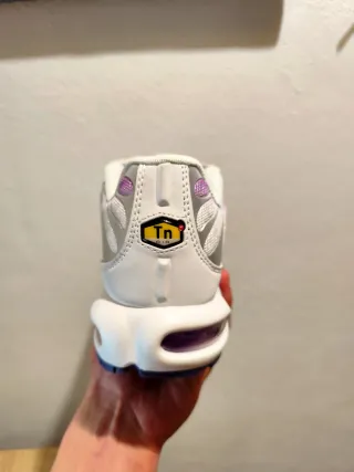 Nike Air Max TN Roxo e Branco - Tamanho 44 origina