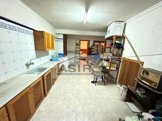 Casa adosada en venta en Benifaió