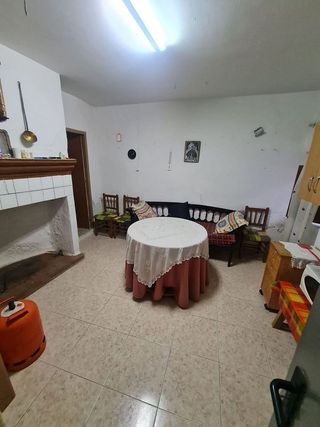 Casa adosada en venta en Beas de Segura