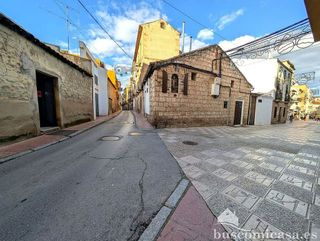 Chalet en venta en Linares