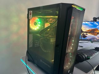 Pack Gaming: Ordenador, Pantallas, Silla y Escrito