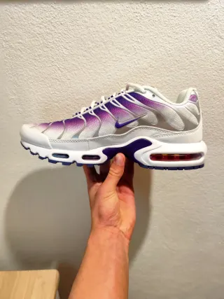 Nike Air Max TN Roxo e Branco - Tamanho 44