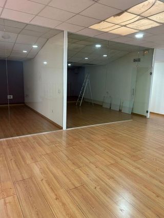 Nave industrial en venta en Centro - Doña Mercedes en Dos Hermanas