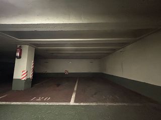 Garaje en venta en Centro en Vitoria-Gasteiz