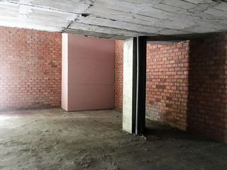 Local comercial en venta en Huerta de la Reina - Trassierra en Córdoba