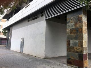 Local comercial en venta en Huerta de la Reina - Trassierra en Córdoba