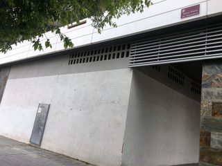 Local comercial en venta en Huerta de la Reina - Trassierra en Córdoba