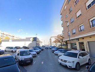 Garaje en venta en Novelda