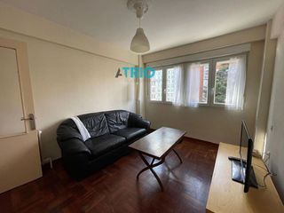 Piso en venta en Plaza España - Villa Pilar - Reyes Católicos - Vadillos en Burgos