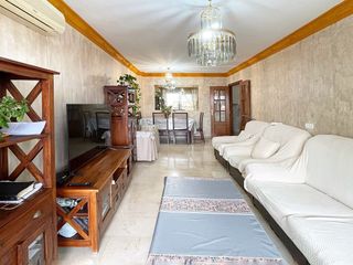 Piso en venta en Las Lagunas en Mijas