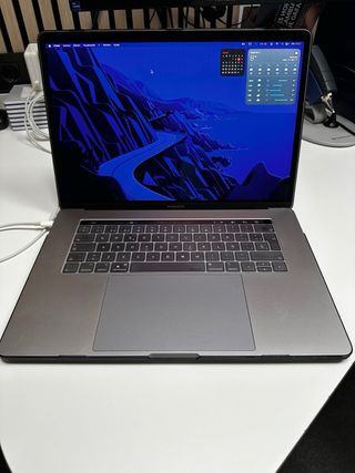 MacBook Pro 15.1