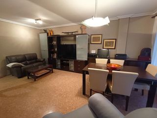 Piso en venta en Zona Piscinas en Burriana