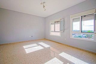 Piso en venta en Colores - Entreparques en Sevilla
